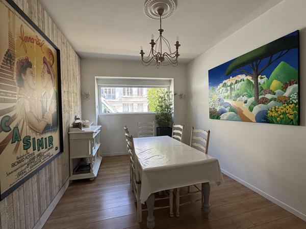 idéal profession libérale/habitation : Charmante maison familiale de 7 pièces avec grand jardin plein sud sans vis-à-vis; POSSIBILITE CREER LOCAL COMMERCIAL OU PROFESSION LIBERALE