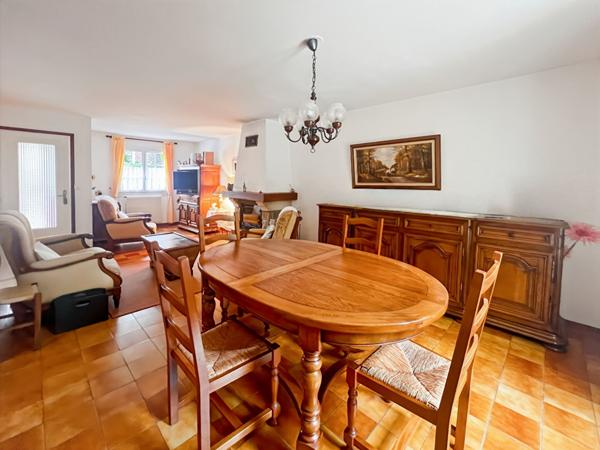 A VENDRE: Maison 3 chambres DAMMARIE LES LYS