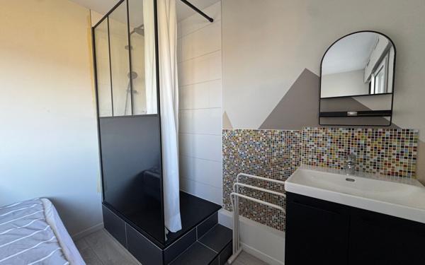 Appartement à louer    4 pièces • 80,09 m2 Caluire-et-Cuire