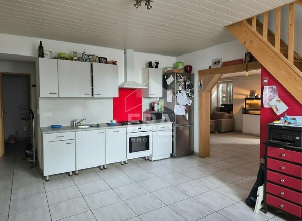 Maison à vendre à Arc sous Cicon , 4 chambres
