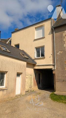 Maison 3 chambres - Garage - Hyper centre de PLOUESCAT