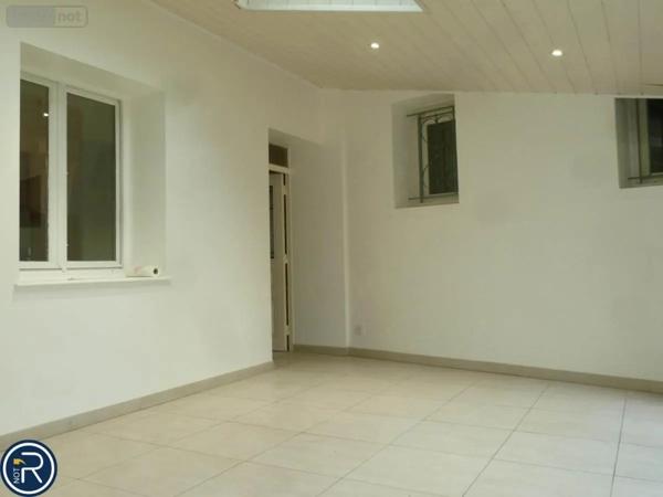 Location - Maison Montsûrs 53150 3 pièces 101 m 2 199 m 2