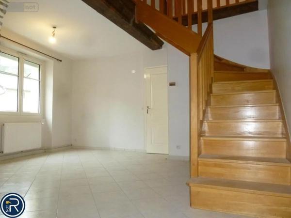 Location - Maison Montsûrs 53150 3 pièces 101 m 2 199 m 2
