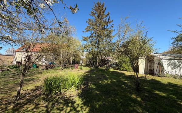 Immeuble à vendre    3 pièces •  Pierrepont