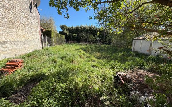 Immeuble à vendre    3 pièces •  Pierrepont
