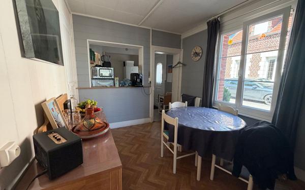 Immeuble à vendre    3 pièces •  Pierrepont