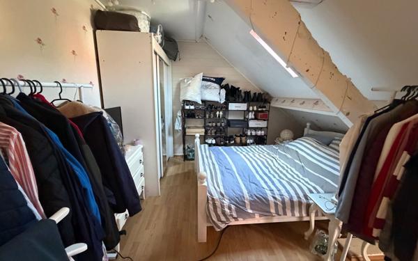 Immeuble à vendre    3 pièces •  Pierrepont