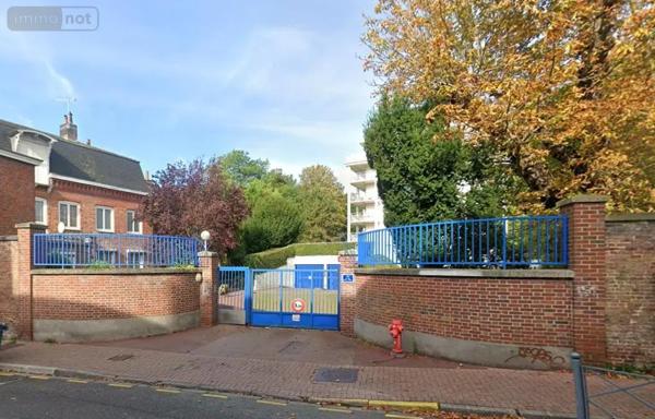Location - Garage et parking Lille 59000 12 m 2