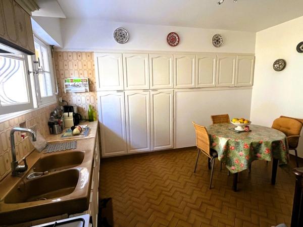 PLAISANCE(32), MAISON DE CARACTERE avec jardin clos, garage, atelier + T2 en duplex au calme , commerces à pied !