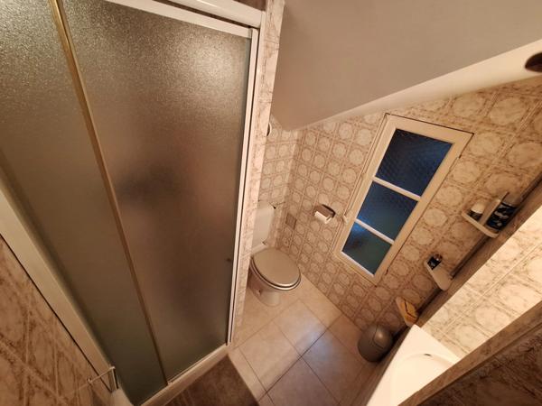 PLAISANCE(32), MAISON DE CARACTERE avec jardin clos, garage, atelier + T2 en duplex au calme , commerces à pied !