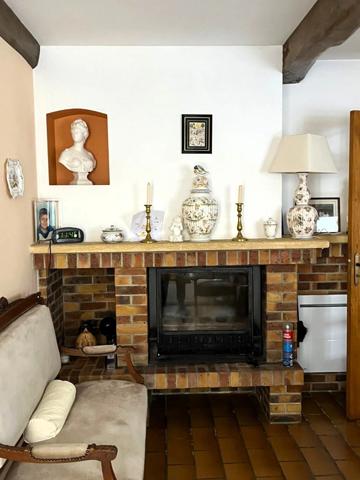 PLAISANCE(32), MAISON DE CARACTERE avec jardin clos, garage, atelier + T2 en duplex au calme , commerces à pied !