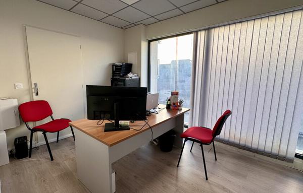 Local Professionnel de 55 m²