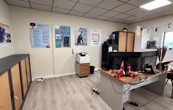 Local Professionnel de 55 m²