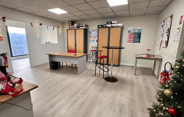 Local Professionnel de 55 m²