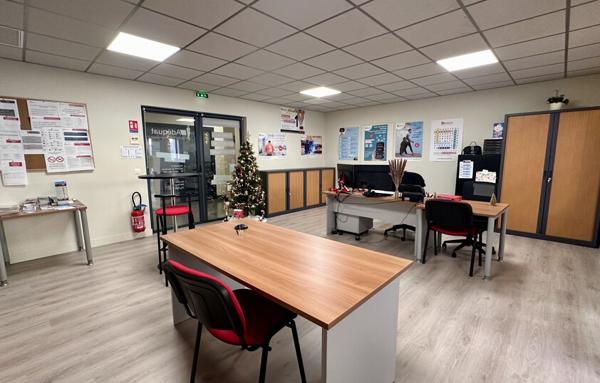 Local Professionnel de 55 m²