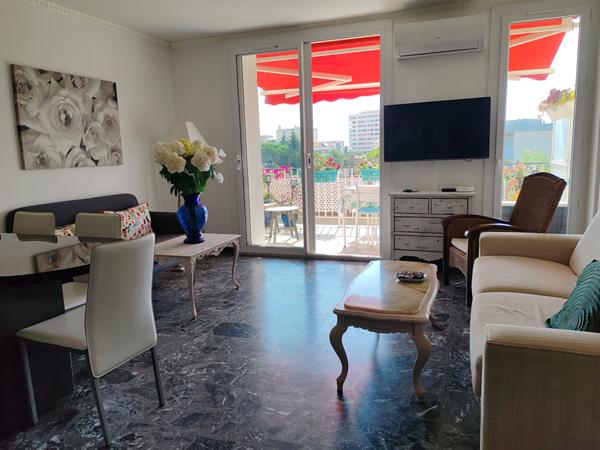 Fréjus Plage - Dernier étage Résidentiel Terrasse plein sud 5 min à pied de la mer