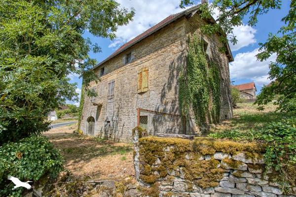 Grange 223 650 € Thégra 1 pièce DPE