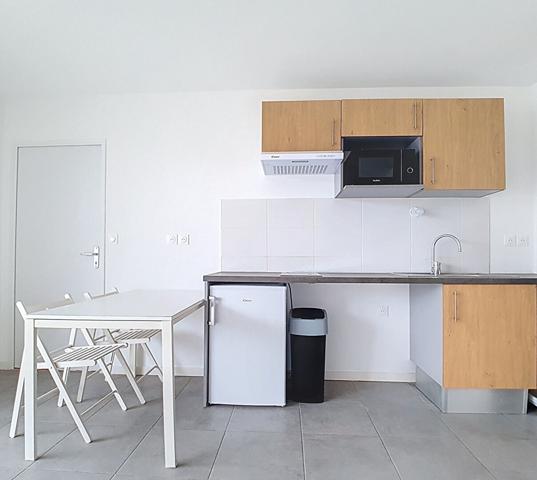 Appartement T2 de 42 m² avec parking couvert dans une résidence avec ascenseur au centre de Bons-en-chablais