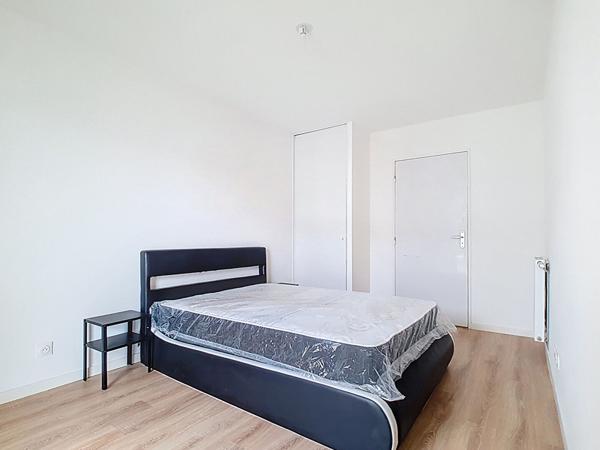 Appartement T2 de 42 m² avec parking couvert dans une résidence avec ascenseur au centre de Bons-en-chablais