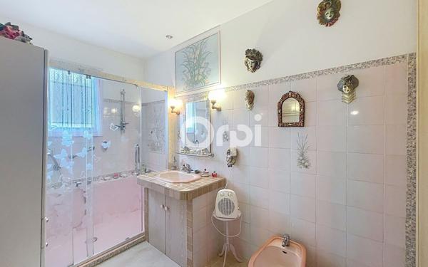 Maison à vendre    4 pièces • 118,80 m2 La Fare-les-Oliviers