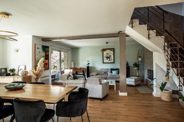 Maison  6 pièce(s) 146 m2