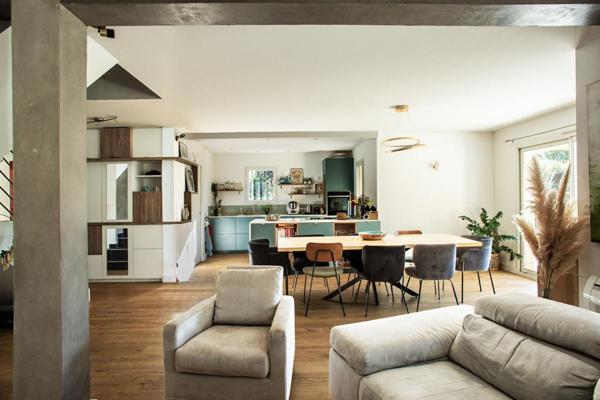 Maison  6 pièce(s) 146 m2