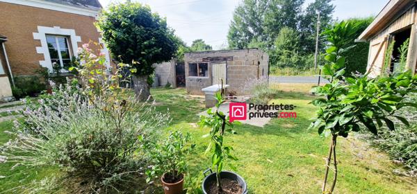 Maison de 79 m² 4 pièces - 2 chambres et un bureau  - dépendances - terrain de 3200 m²