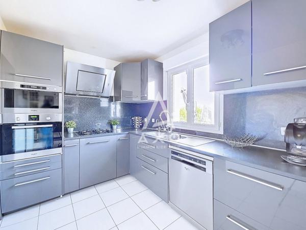 MAISON Familiale-5 chambres à VENDRE à CEPOY 45120