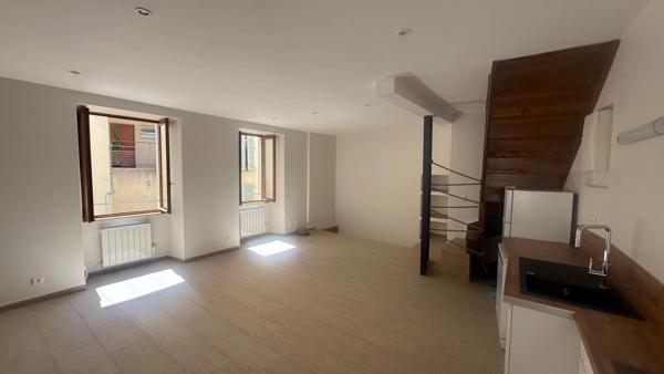 Location Maison de ville 3 pièces 71 m2 à Millau