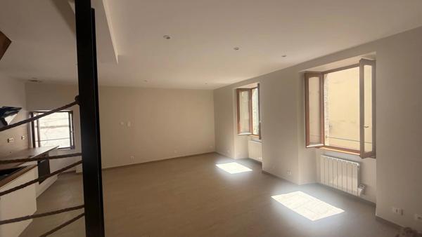 Location Maison de ville 3 pièces 71 m2 à Millau