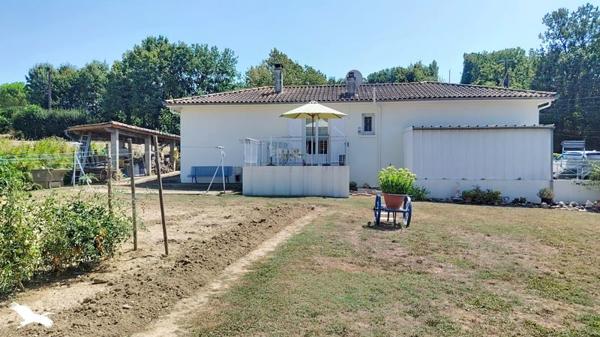 Maison 200 000 € Goudourville 4 p 100 m² DPE D