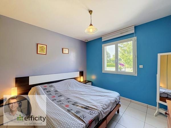 Maison
         5 pièces
        - 129 m² Exclusivité 354 000 € *