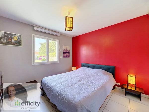 Maison
         5 pièces
        - 129 m² Exclusivité 354 000 € *