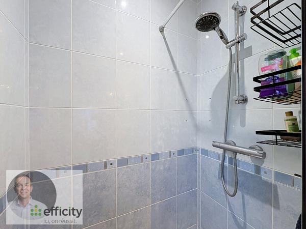 Maison
         5 pièces
        - 129 m² Exclusivité 354 000 € *