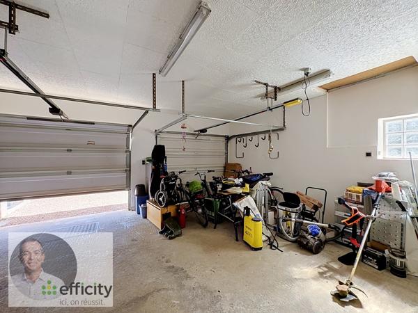 Maison
         5 pièces
        - 129 m² Exclusivité 354 000 € *