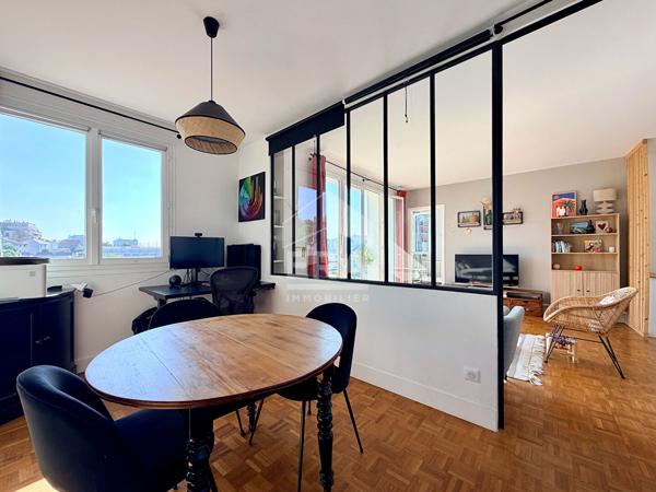 Sèvres Croix-Bosset - Appartement en dernier étage avec balcon et vue dégagée