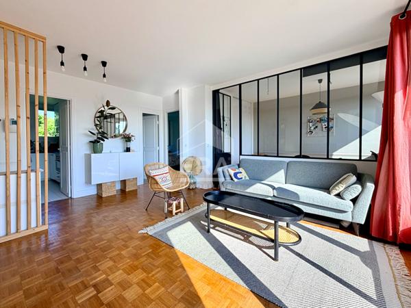 Sèvres Croix-Bosset - Appartement en dernier étage avec balcon et vue dégagée