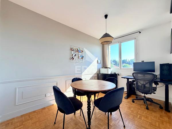 Sèvres Croix-Bosset - Appartement en dernier étage avec balcon et vue dégagée