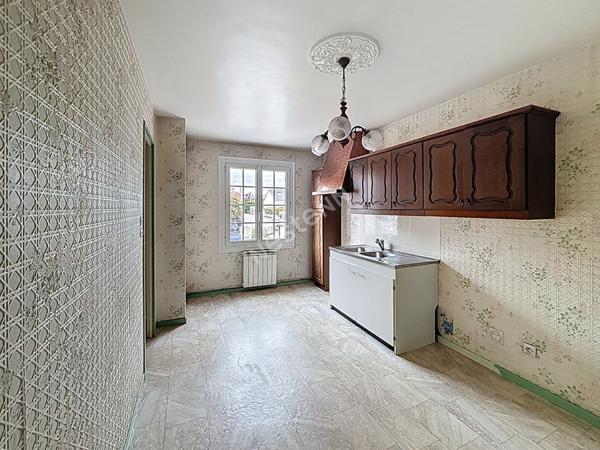 Maison A VENDRE à Ancenis-Saint-Géréon , 3 chambres , garage et jardin