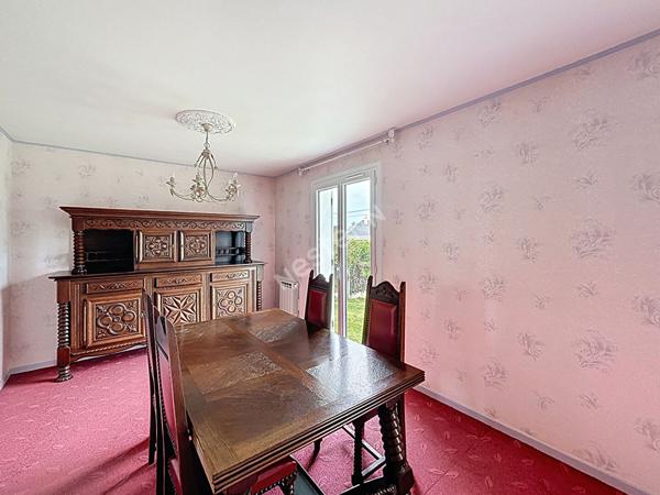 Maison A VENDRE à Ancenis-Saint-Géréon , 3 chambres , garage et jardin