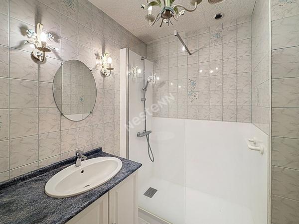 Maison A VENDRE à Ancenis-Saint-Géréon , 3 chambres , garage et jardin