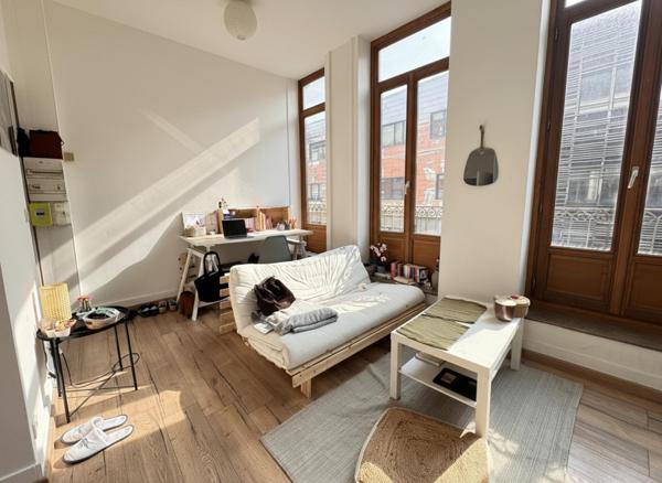 A VENDRE : T2 à LILLE • • 159 000 € FAI • Réf. 1681