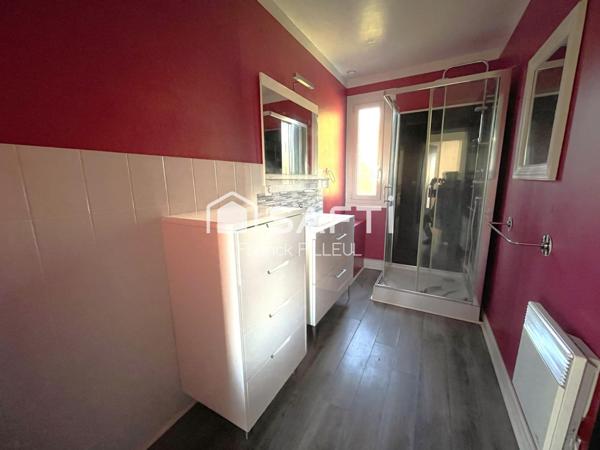 Belle maison au calme avec garages et son parc