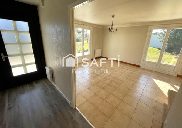 Belle maison au calme avec garages et son parc