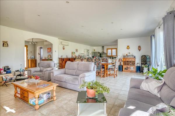 Maison à vendre |  Lafitte-sur-Lot |  5 pièces | 158 m²