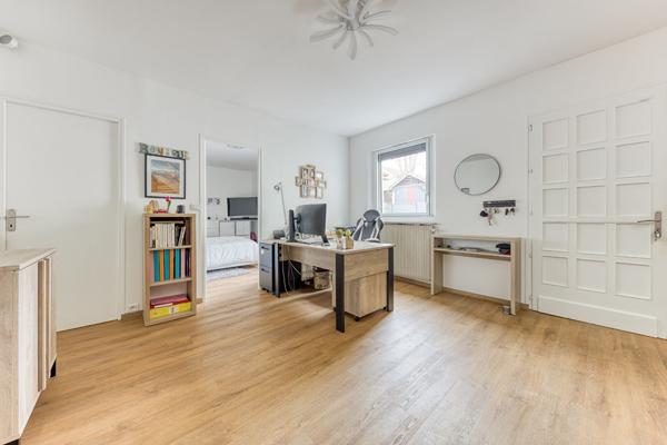 Appartement Noisiel 8 pièce(s) 143 m2