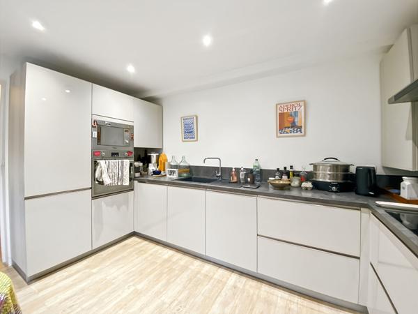 Propriété sur les hauteurs du village