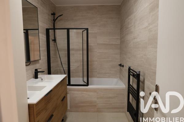 Appartement à vendre 4 pièces 93 m² Courbevoie