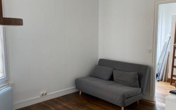 Appartement à louer    2 pièces • 28,45 m2 Paris 18