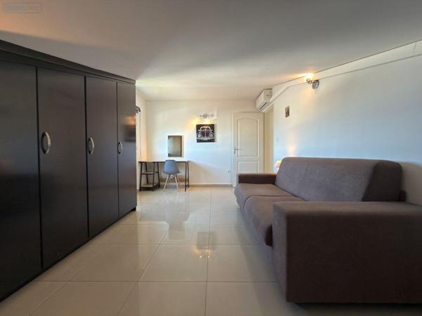 Appartement à vendre à Sainte-Clotilde à la Réunion (97490), ref : 97405/243 La Bretagne